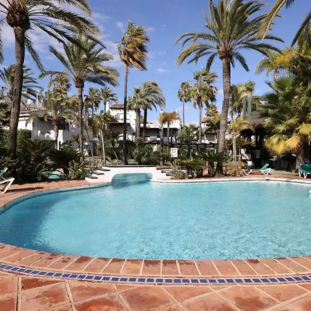 Frontline Paradise Townhouse *