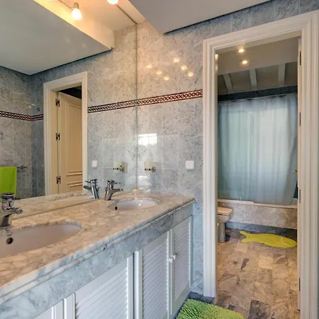 Frontline Paradise Townhouse