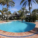 Frontline Paradise Townhouse *