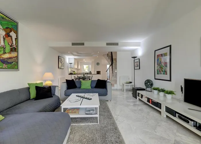 Ferienhaus Frontline Paradise Townhouse Estepona