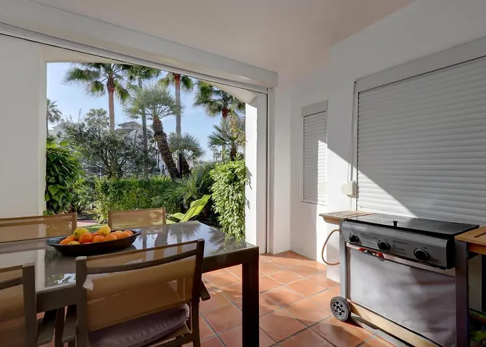 Frontline Paradise Townhouse Ferienhaus *