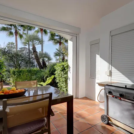 Frontline Paradise Townhouse Tatil Evi *