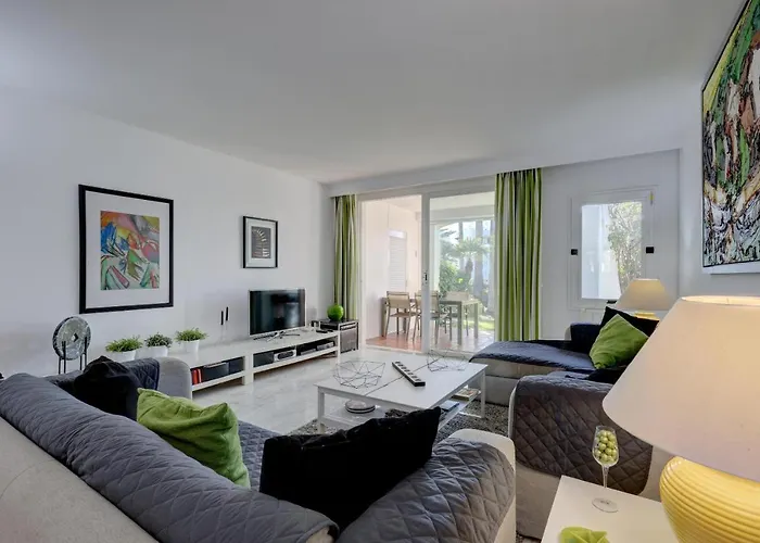 Frontline Paradise Townhouse Estepona