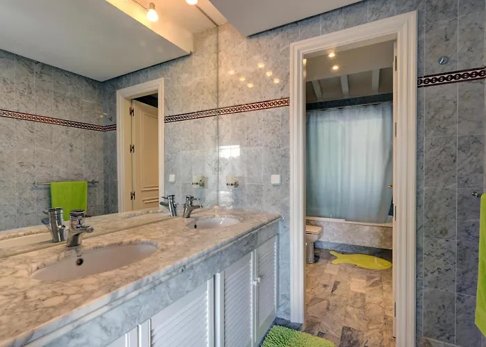 Frontline Paradise Townhouse