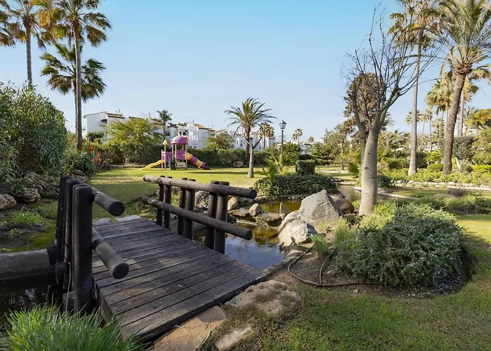 Frontline Paradise Townhouse Σπίτι διακοπών Εστεπόνα